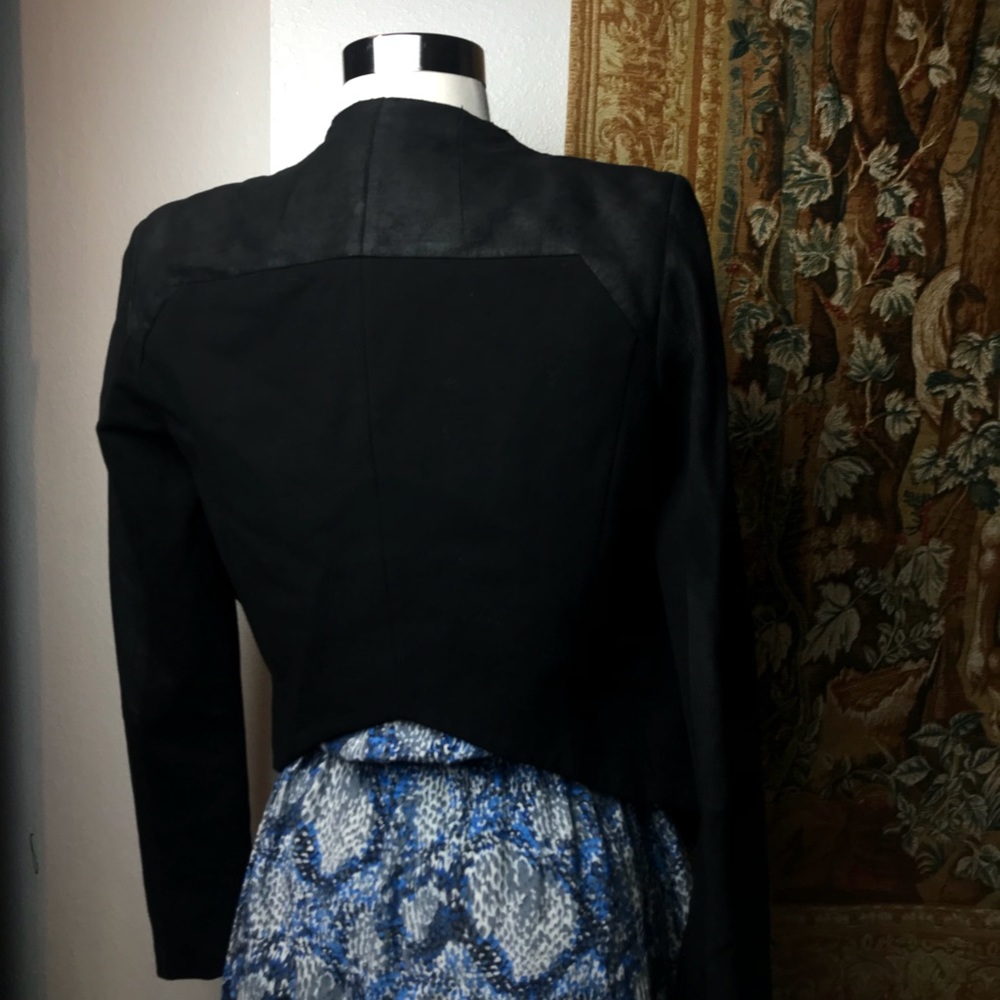 Neumann Marcus Black Crip Jacket - image 5